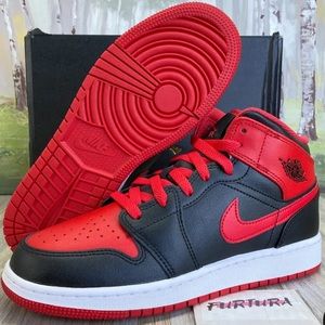 Air Jordan 1 Mid Banned Black Red Retro 5y-7y